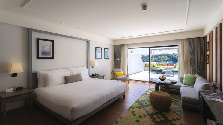 Grand Ocean View room